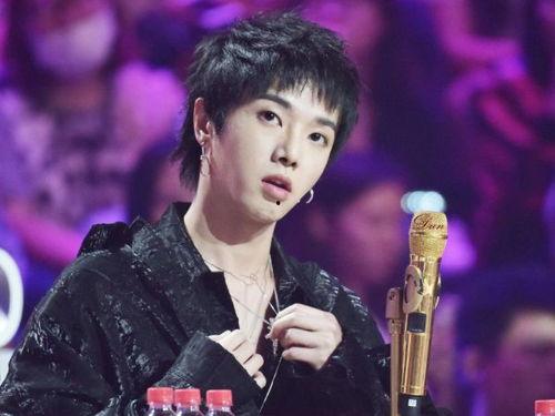 明星爆料唐三镜视频大全,明星爆料背后的精彩瞬间  第2张